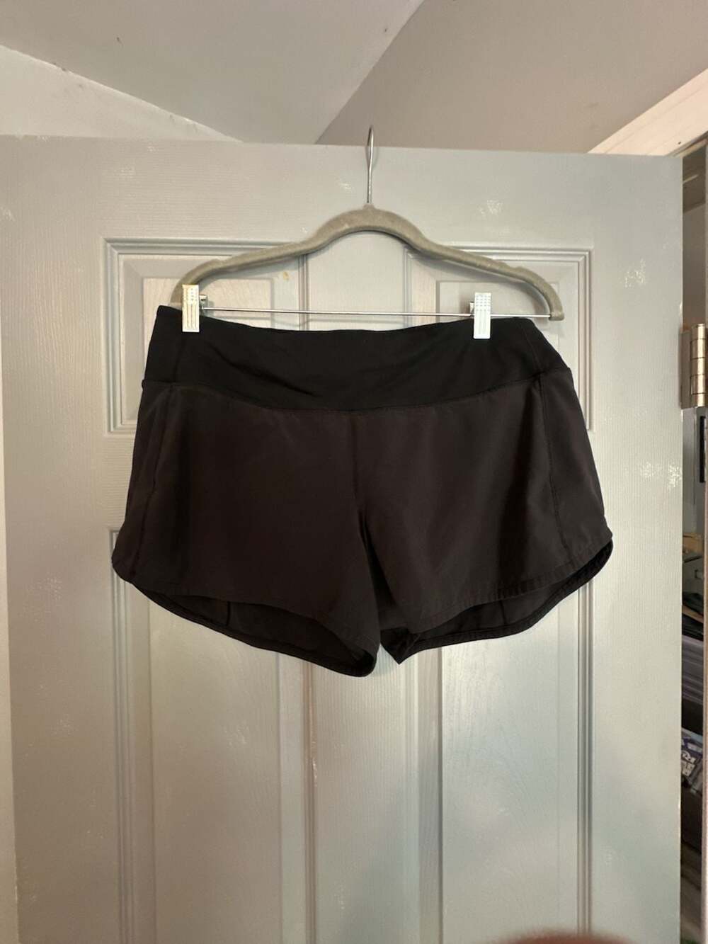 Lululemon Speed Up Mid-Rise Running Shorts